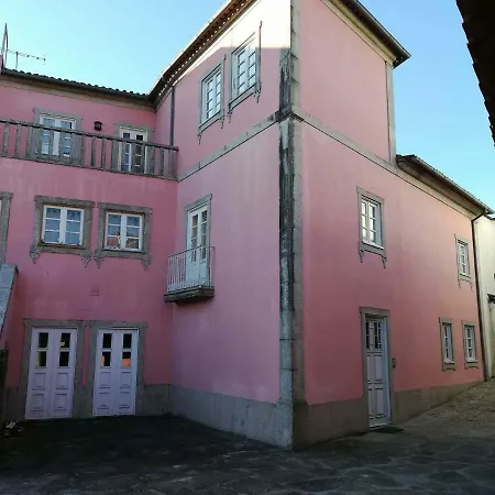 Alojamento de Turismo Rural Casa Dos Confrades *